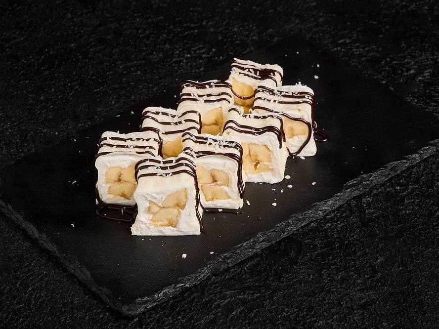 Солодкий рол з фруктами Баунті