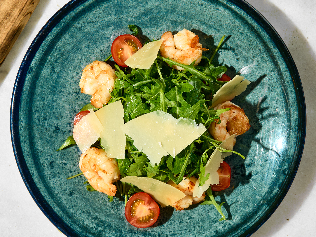 Салат з креветками та авокадо