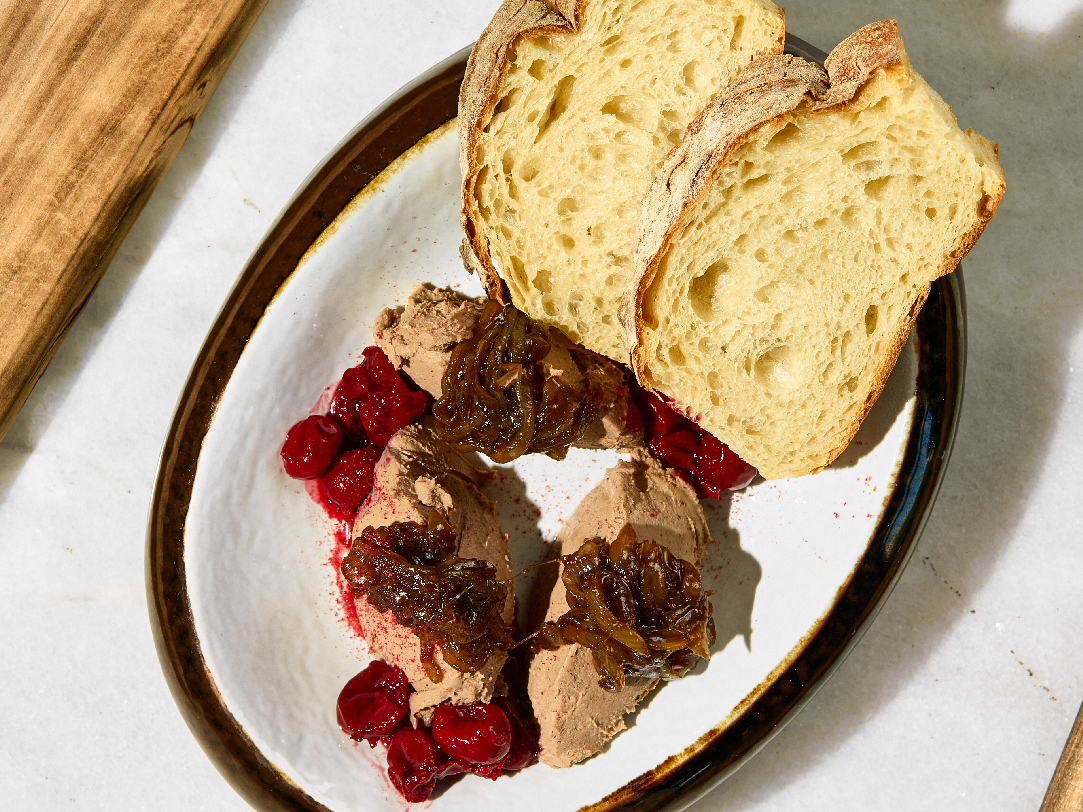 Ніжний курячий паштет із хрумкою чіабатою