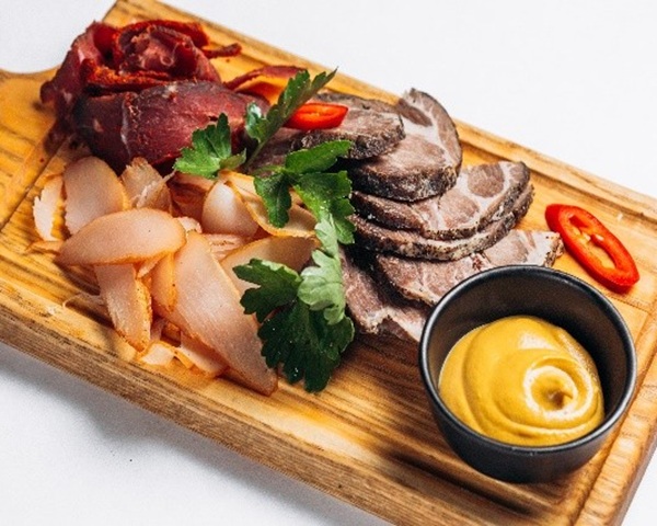 М’ясна тарілка