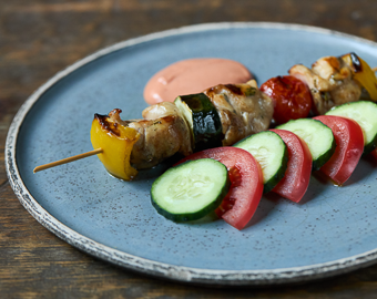 Курячий шашличок з овочами