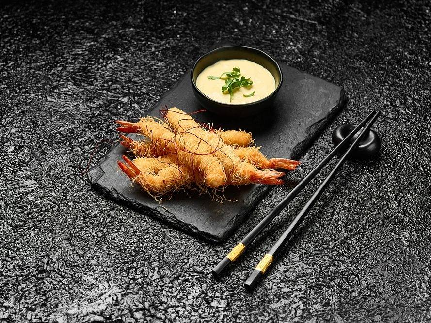 Креветки катаїфі з манго соусом