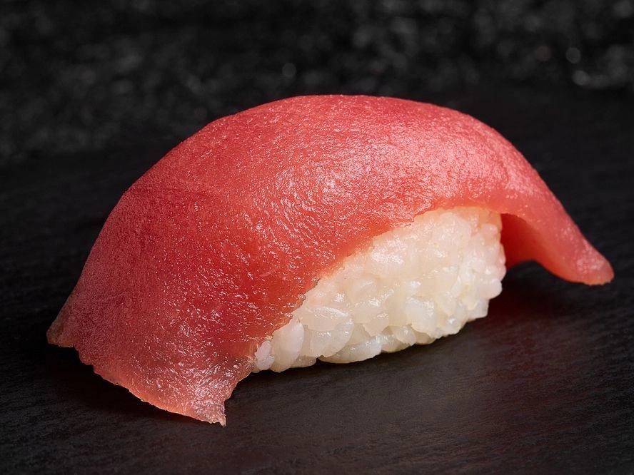 Нігірі тунець