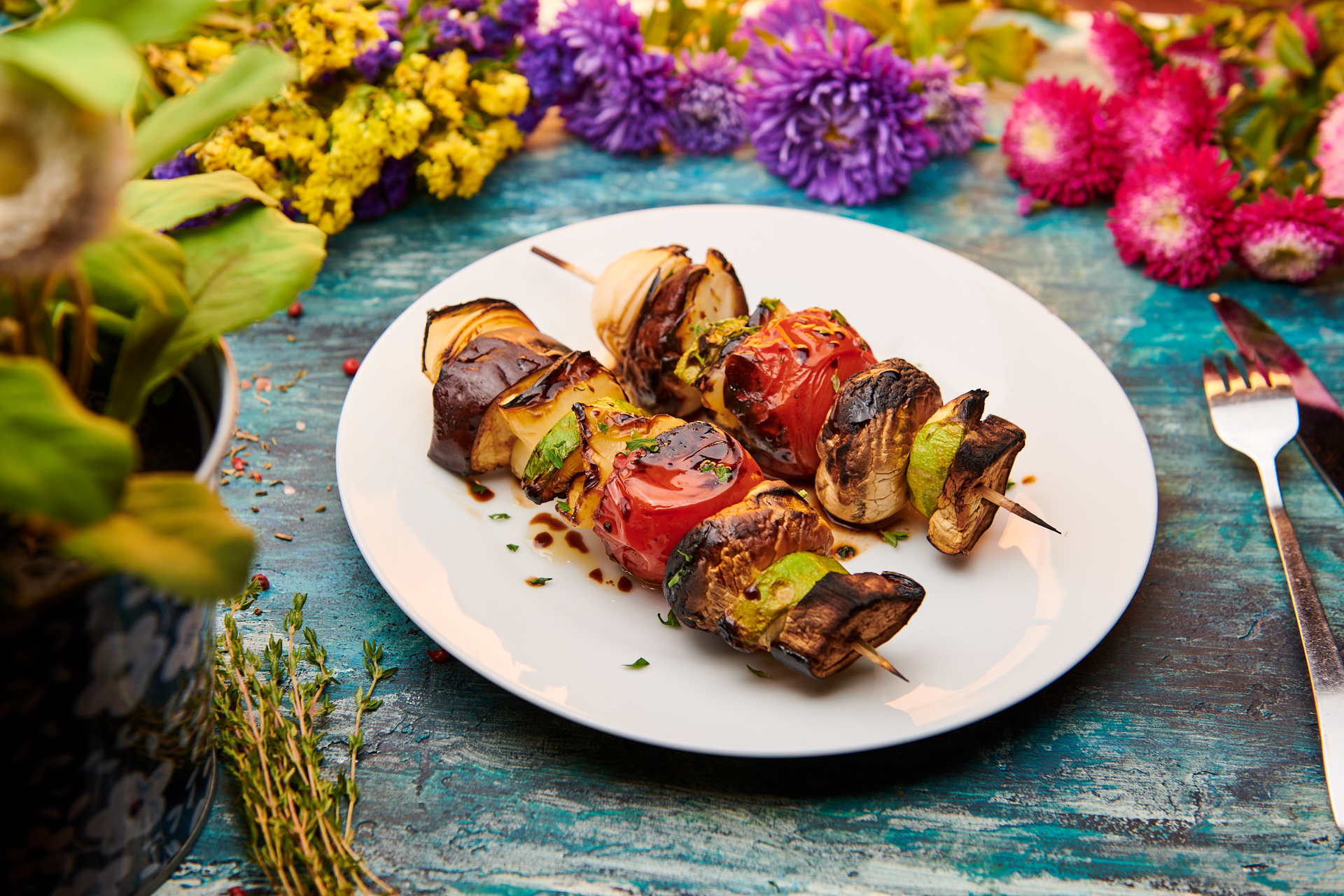 Legume sote cu baby spanac, roșii cherry si ulei de trufe